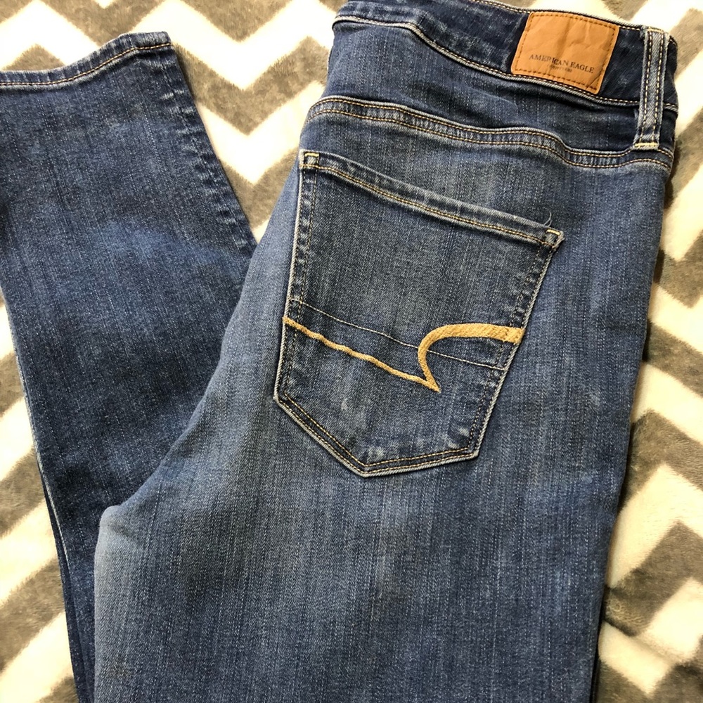 American Eagle skinny jeans